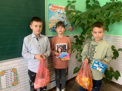 Допомагаємо ЗСУ разом!